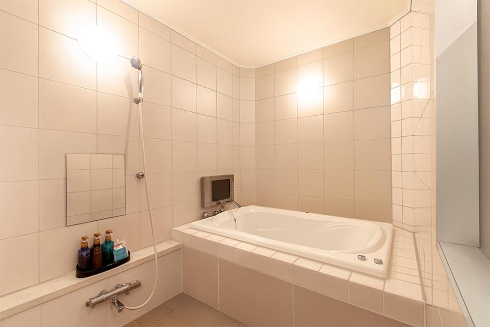 Hotel Luna Coast (Adults Only) โอตารุ ภายนอก รูปภาพ